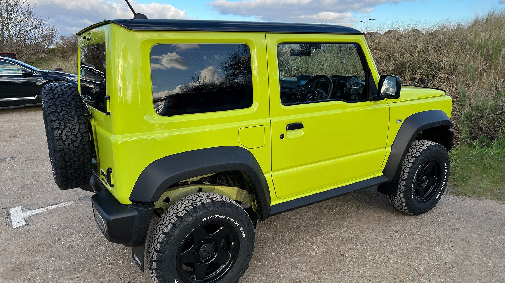 Suzuki Jimny with BRADLEY V wheels