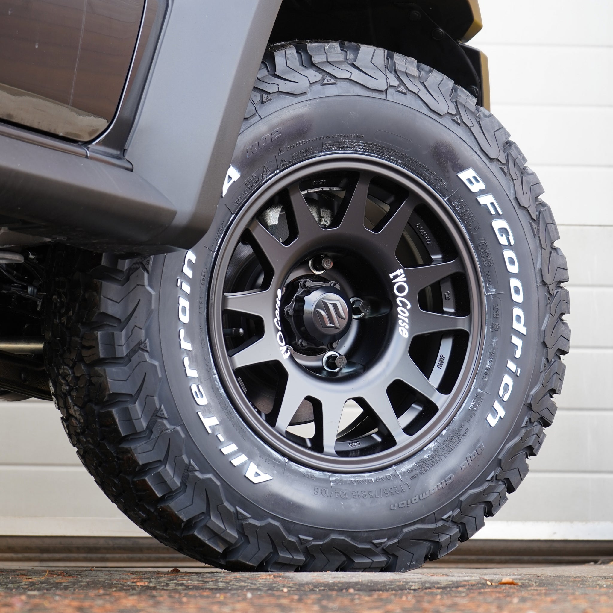 EVO Corse DakarZero Wheel & Tyre Package for Suzuki Jimny (2018+) - 15x7.0J-25