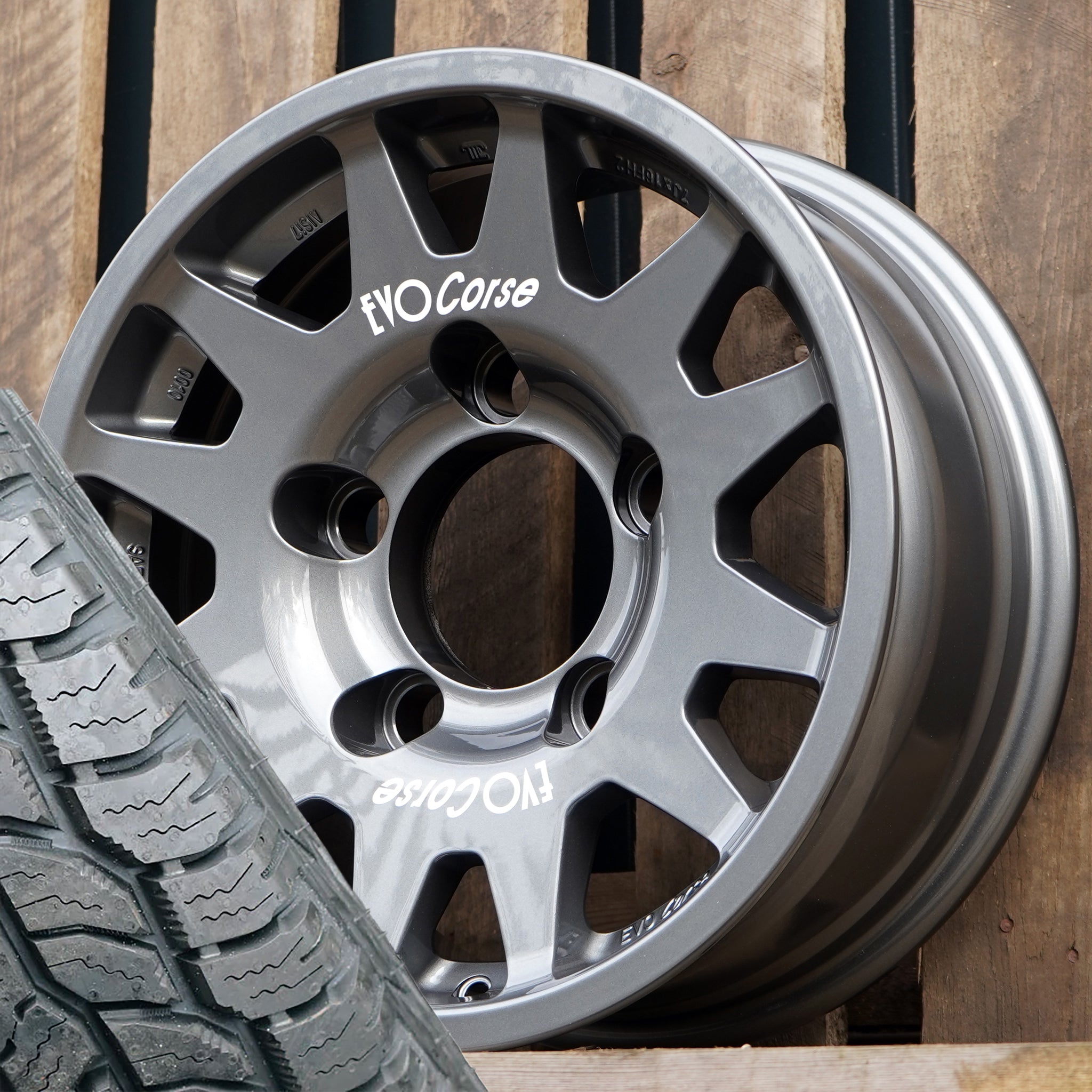 EVO Corse DakarZero 16" Wheel & Tyre Package for Land Rover Defender Classic