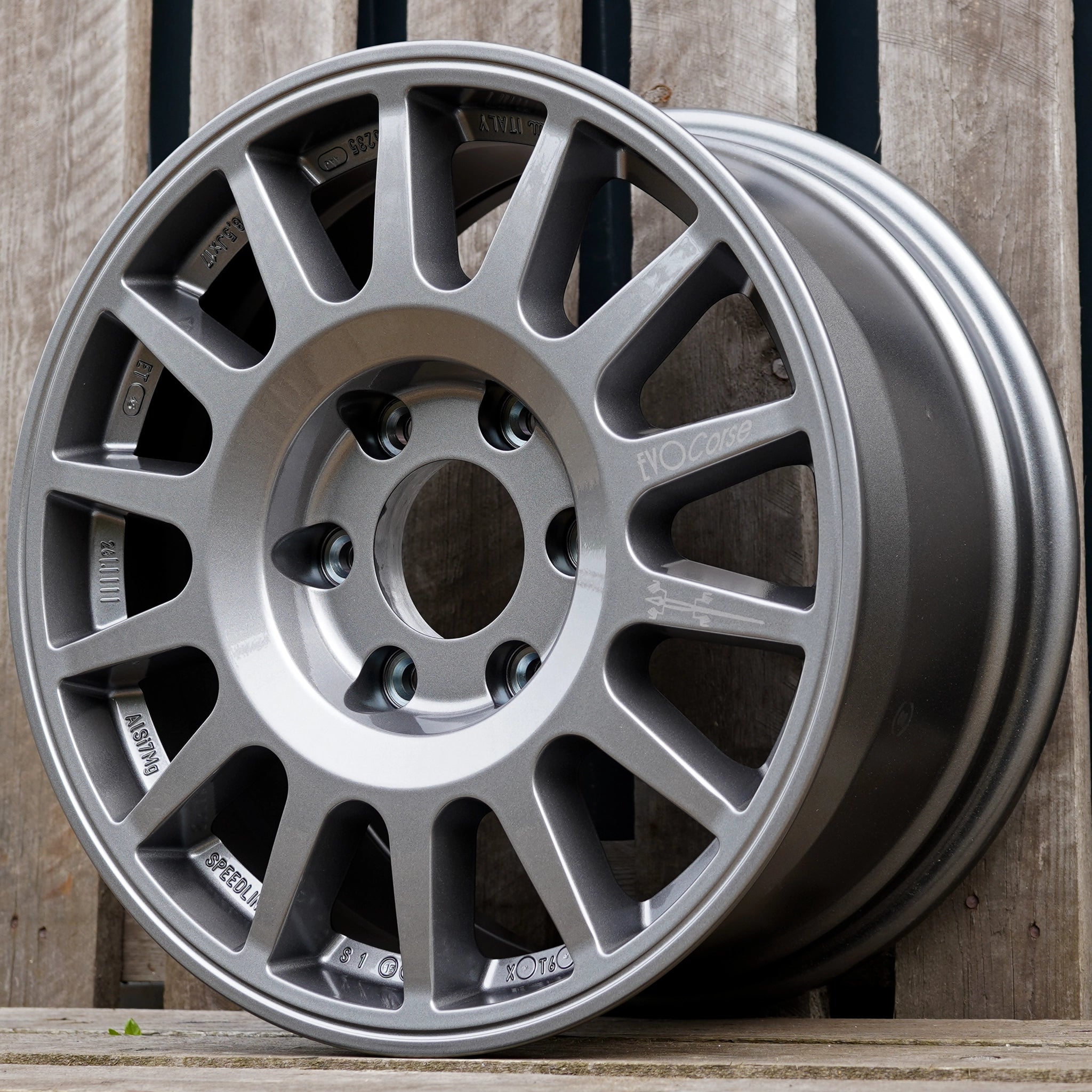 EVO Corse Nazca 17" Wheel Package for Toyota Land Cruiser 300 (2021+)