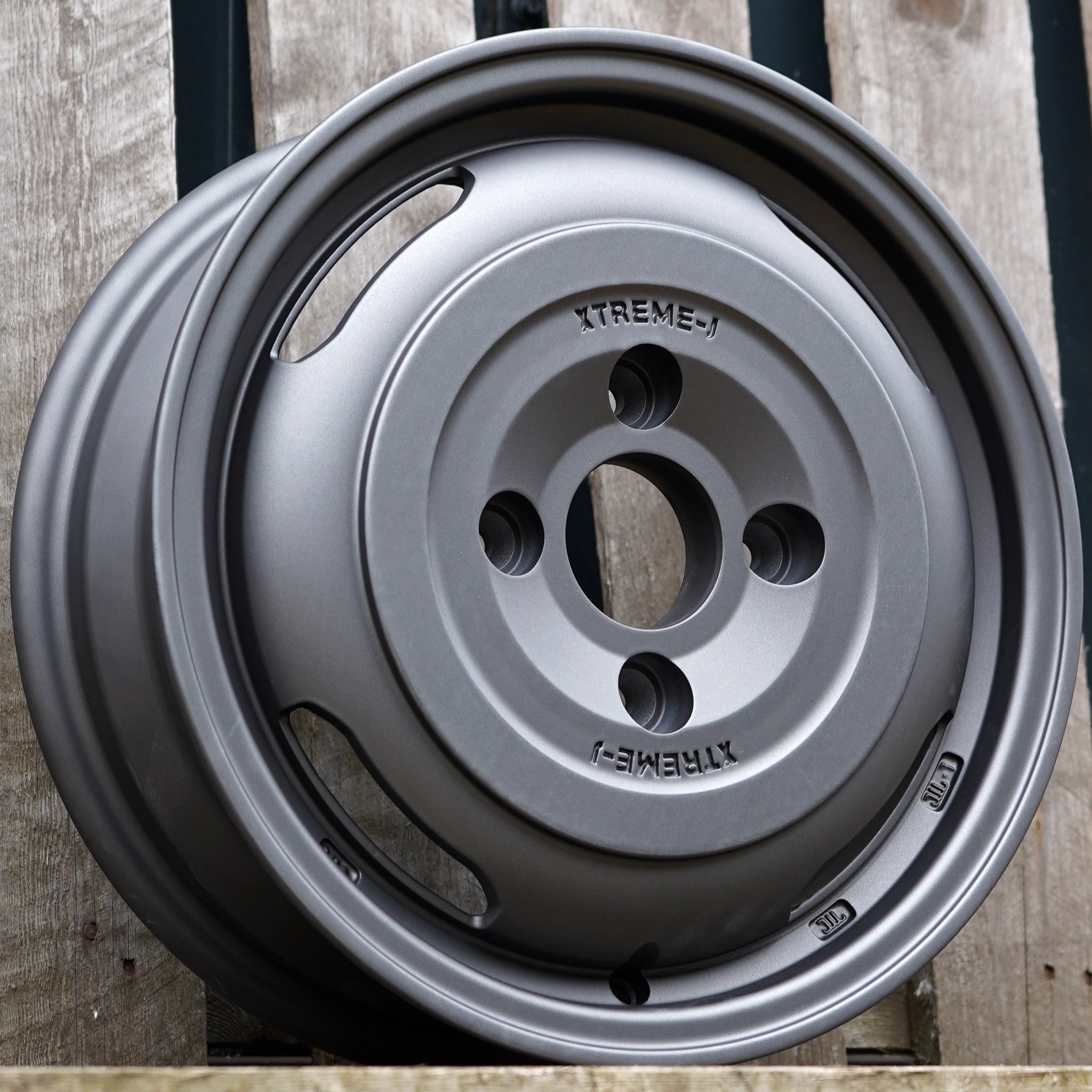 XTREME-J JOURNEY Wheel Package for Nissan NV200 (2009+)
