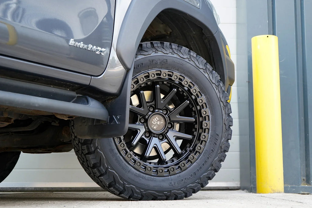 Magpie M-02 Wheels Toyota Hilux