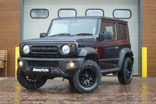 Suzuki Jimny (2018+) with Magpie M-01 Wheels, Retro Grille and Tactical Grille Badge. A quick and simple transformation for this Black Jimny!