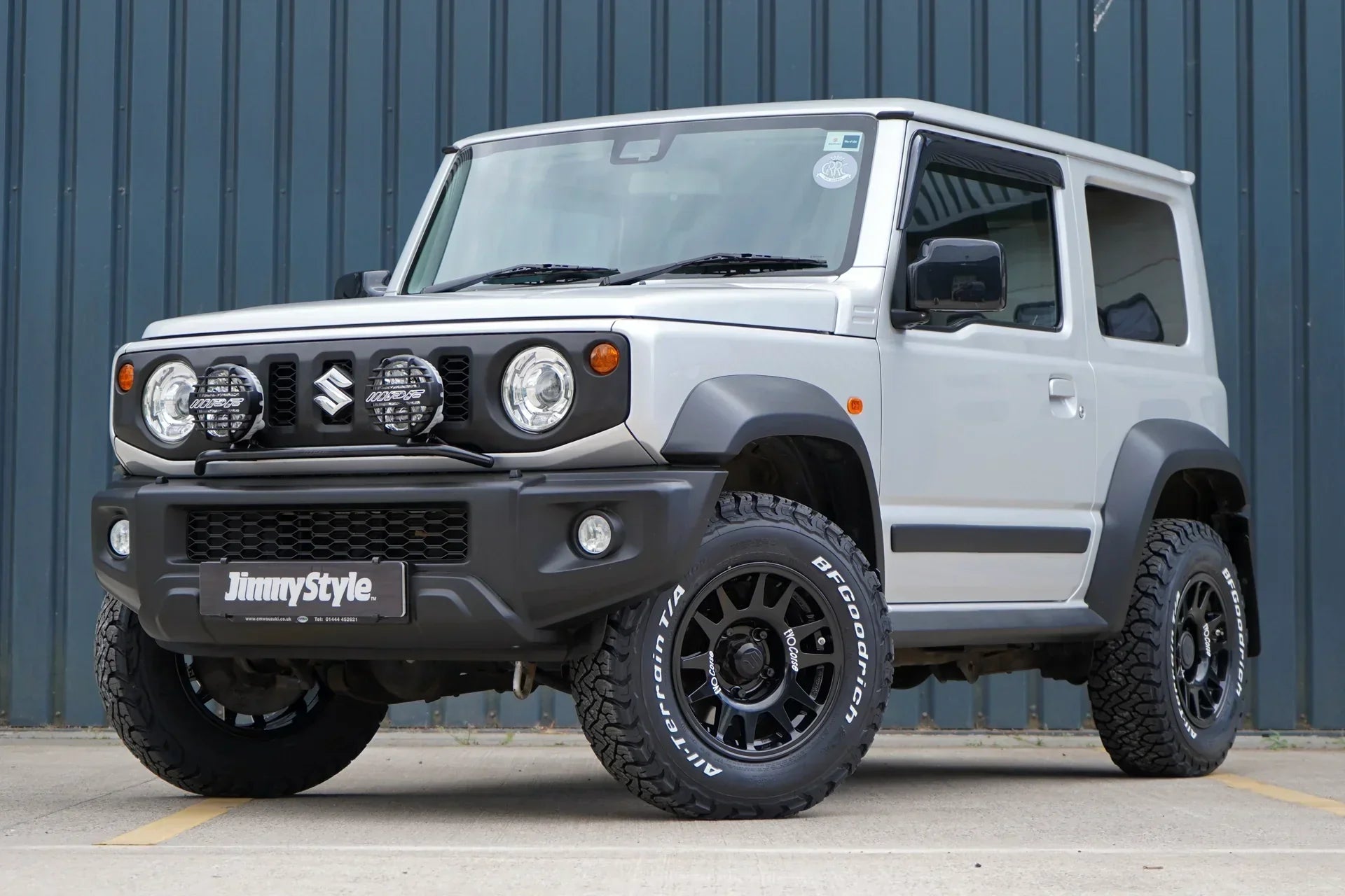 Suzuki Jimny (2018+) with EVO Corse DakarZero wheels, JIMNYSTYLE Touring suspension and IPF Super Rally lights