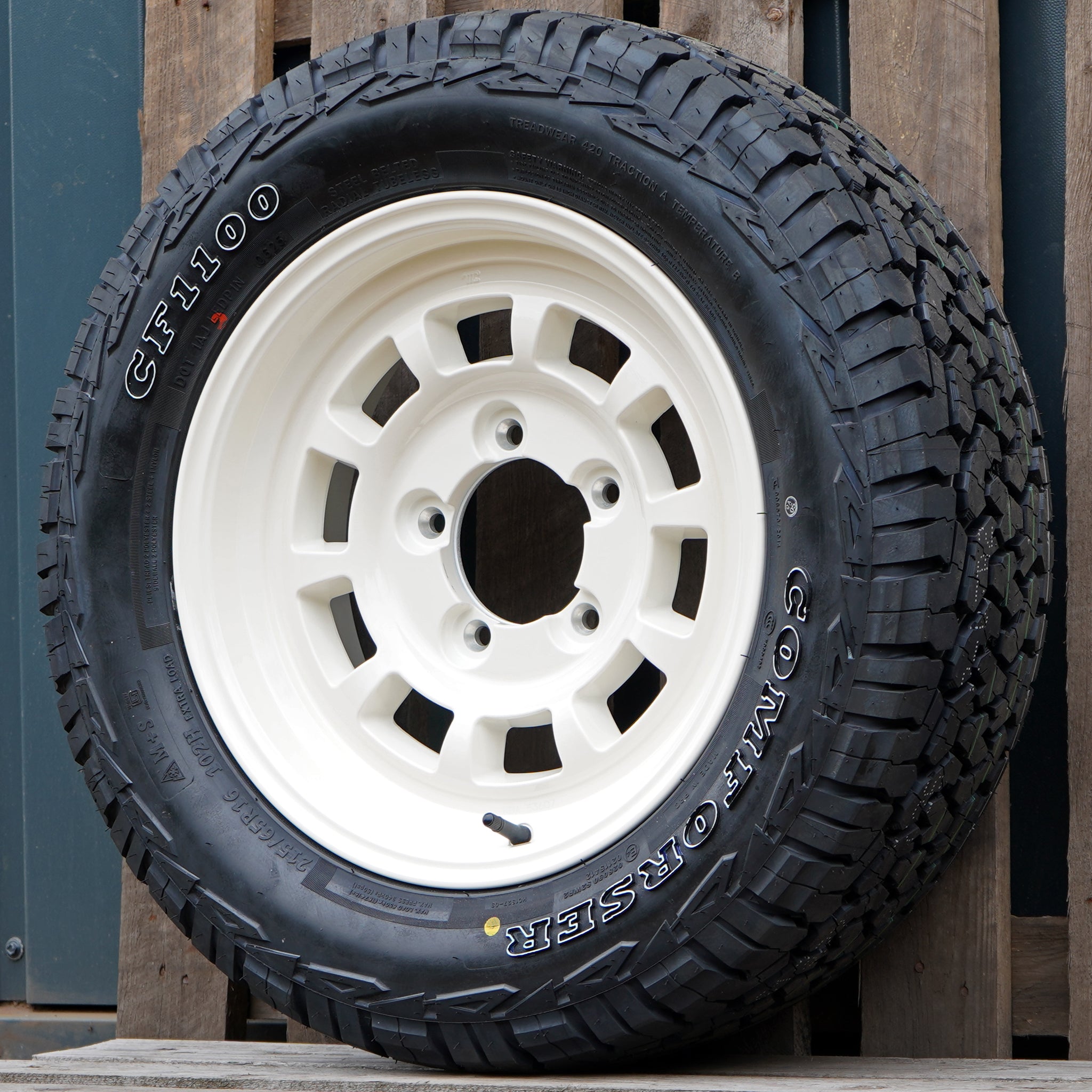 HIGH PEAK J-01 Wheel & Tyre Package for Suzuki Jimny (1998+)