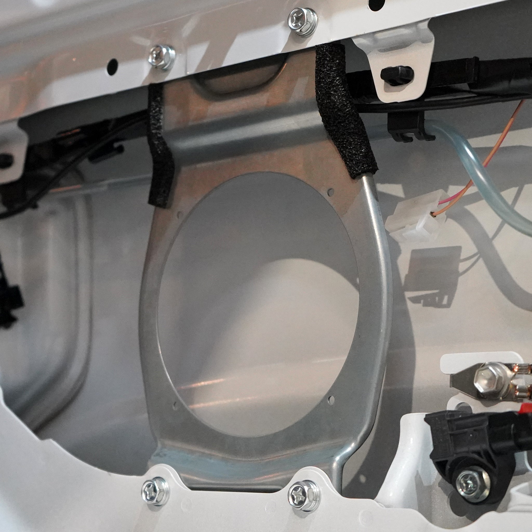 Suzuki Jimny (2018+) Rear Speaker Upgrade Kit