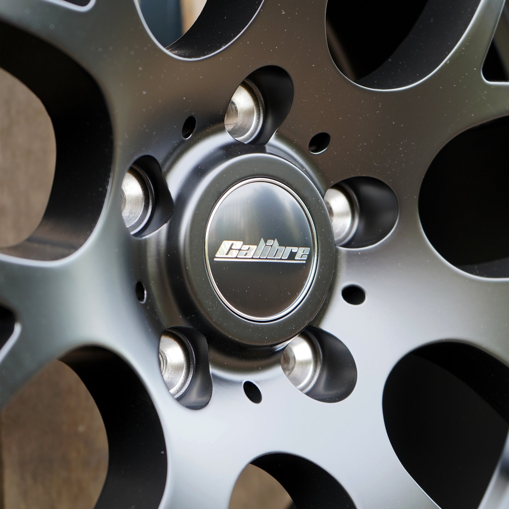 Calibre Exile-R 18" Wheel Package for Volkswagen Transporter T6 (2015+)