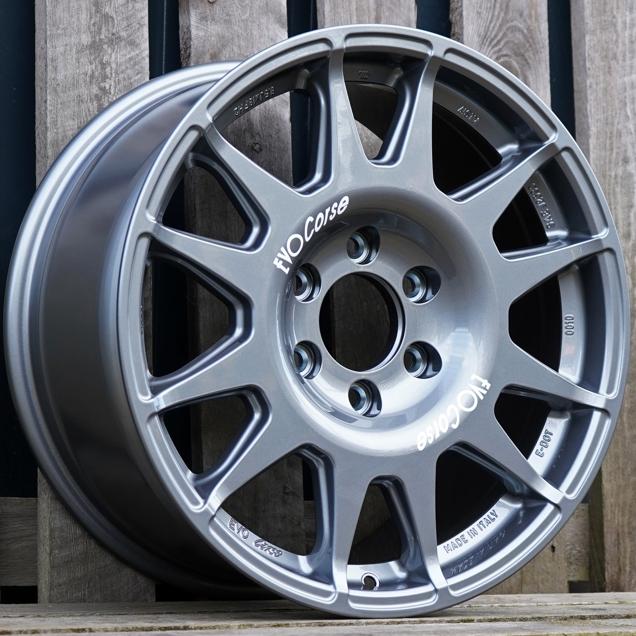 EVO Corse DakarZero 18" Wheel Package for INEOS Grenadier (2023+)