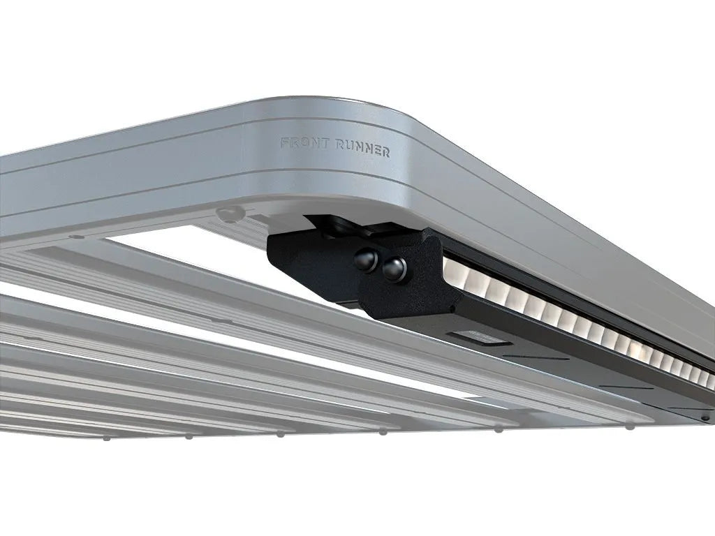 Front Runner 40” LED Light Bar VX1000-CB SM / 12V/24V with Off-Road Performance Shield