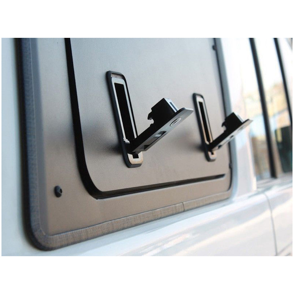 Front Runner Gullwing Window (Right-Hand Side / Aluminium) for Toyota Land Cruiser 76